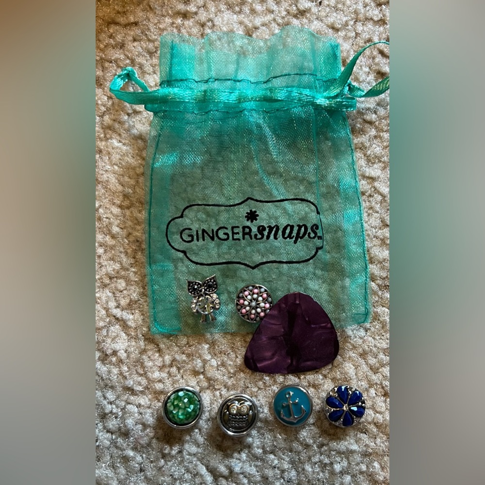 Lot of 6 “snaps” for your Gingersnaps jewelry. Most have not been used.